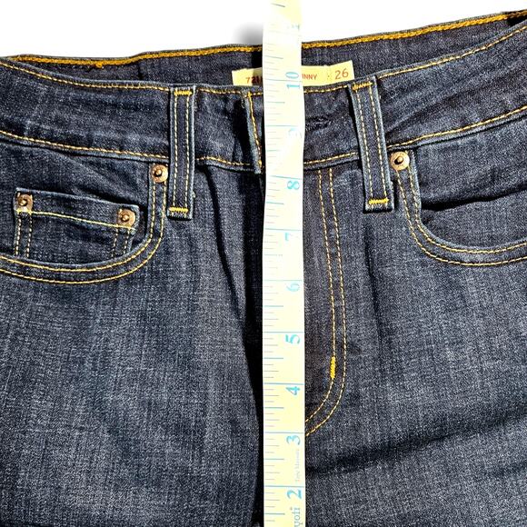 EUC Levi's 721 High Rise Slim Skinny Jeans Sz. 26x28 Blue Story Dark Wash - Picture 9 of 12